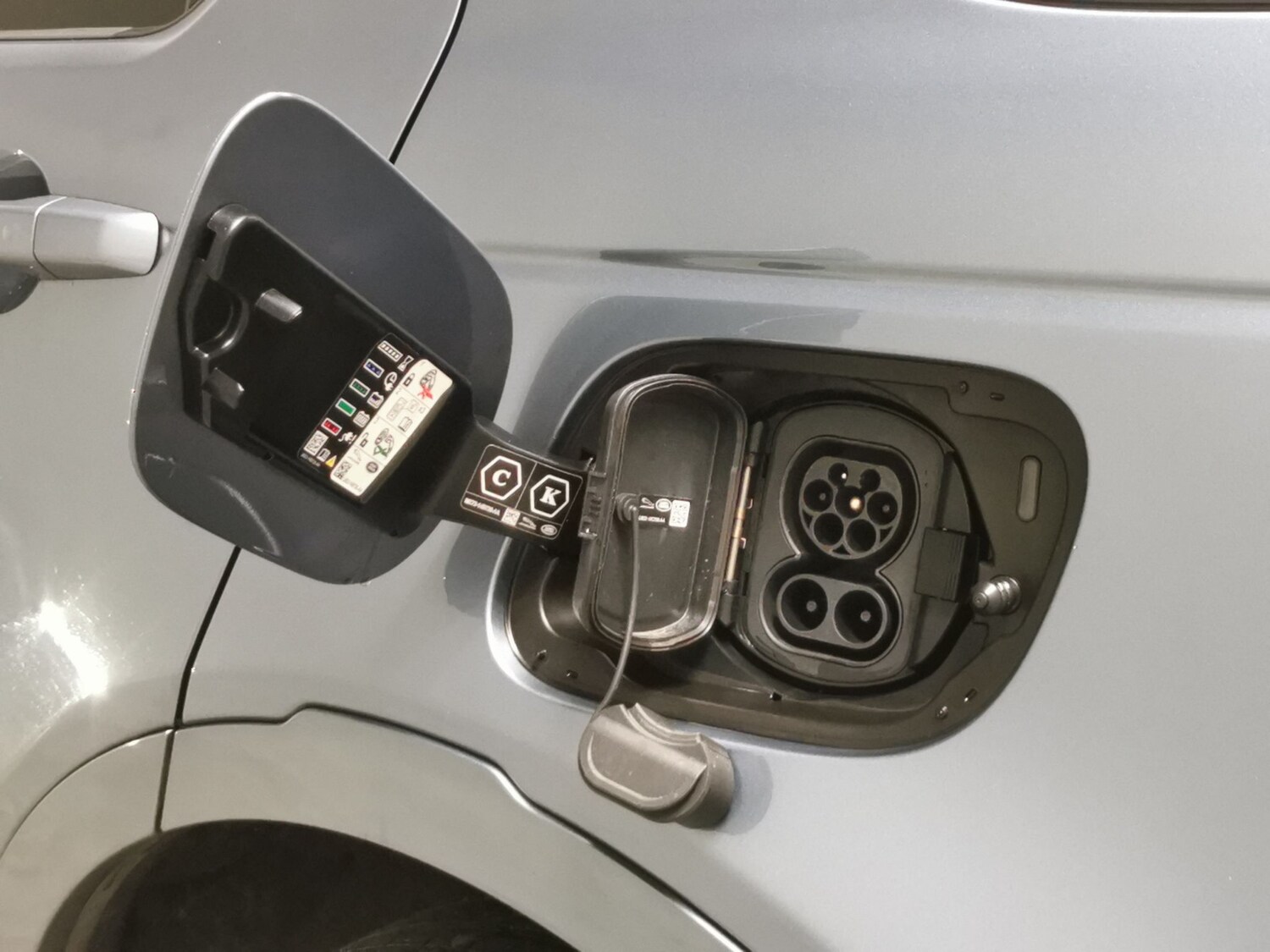 Used Land Rover Discovery Sport 2022 for sale - 77483120: Photo 36