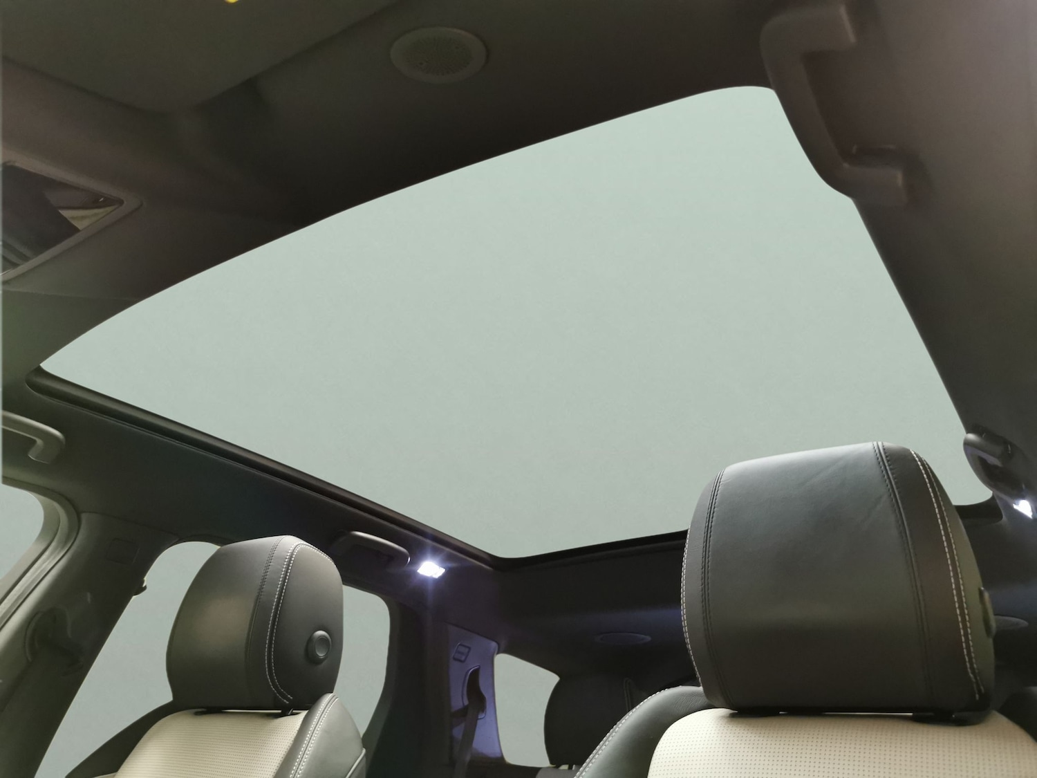 Used Land Rover Discovery Sport 2022 for sale - 77483120: Photo 5