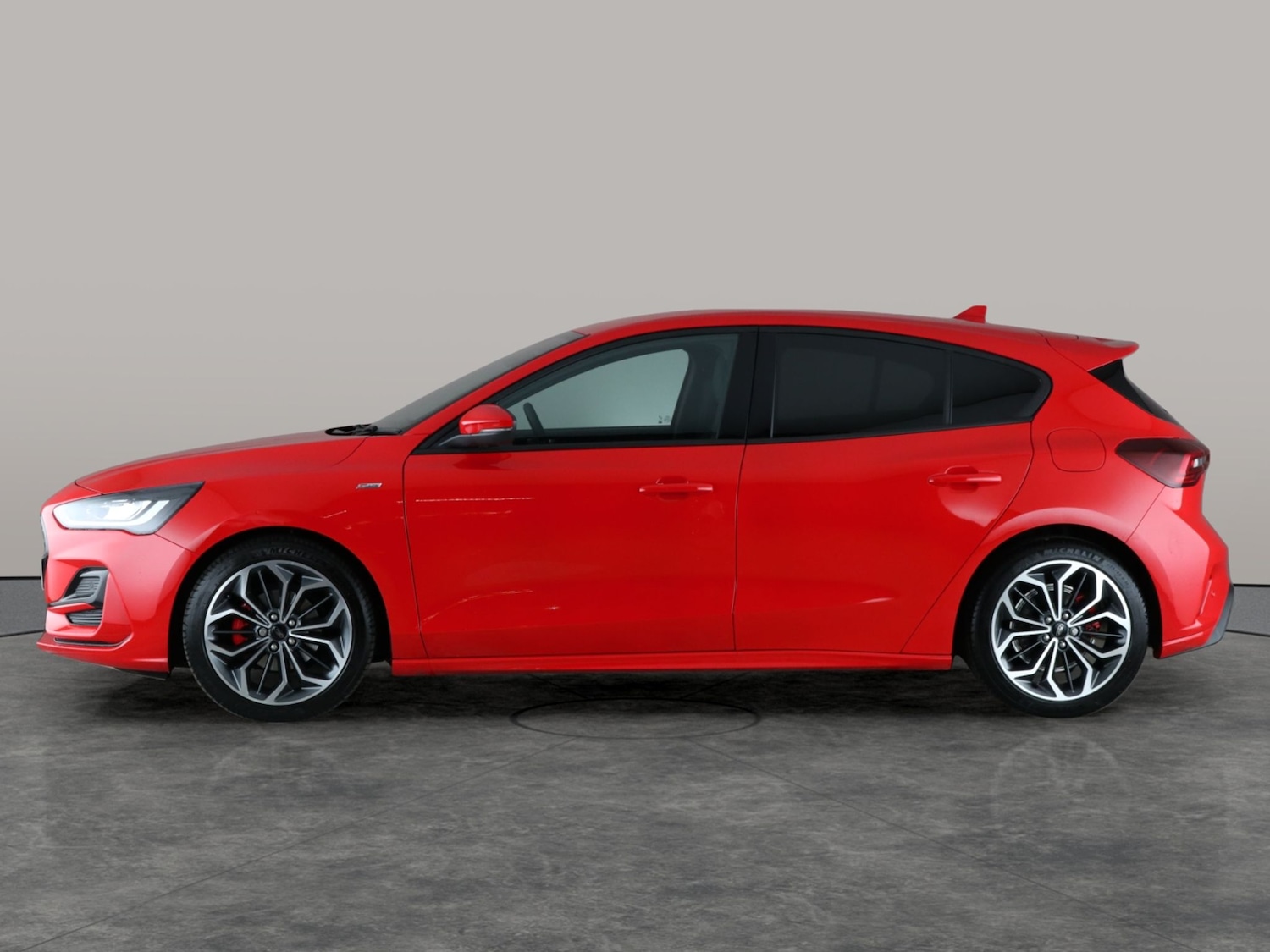 Used Ford Focus 2023 for sale - 77255681: Photo 12