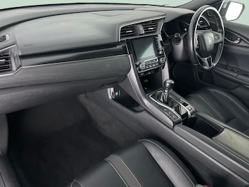 Used Honda Civic 2019 for sale - 75631275: Photo