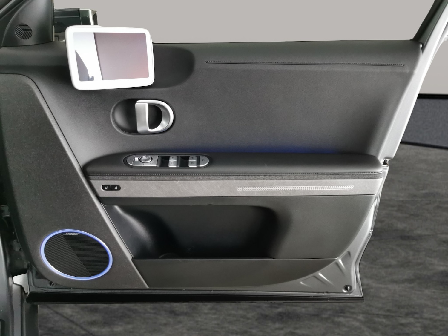 Used Hyundai IONIQ 5 2024 for sale - 77482602: Photo 40