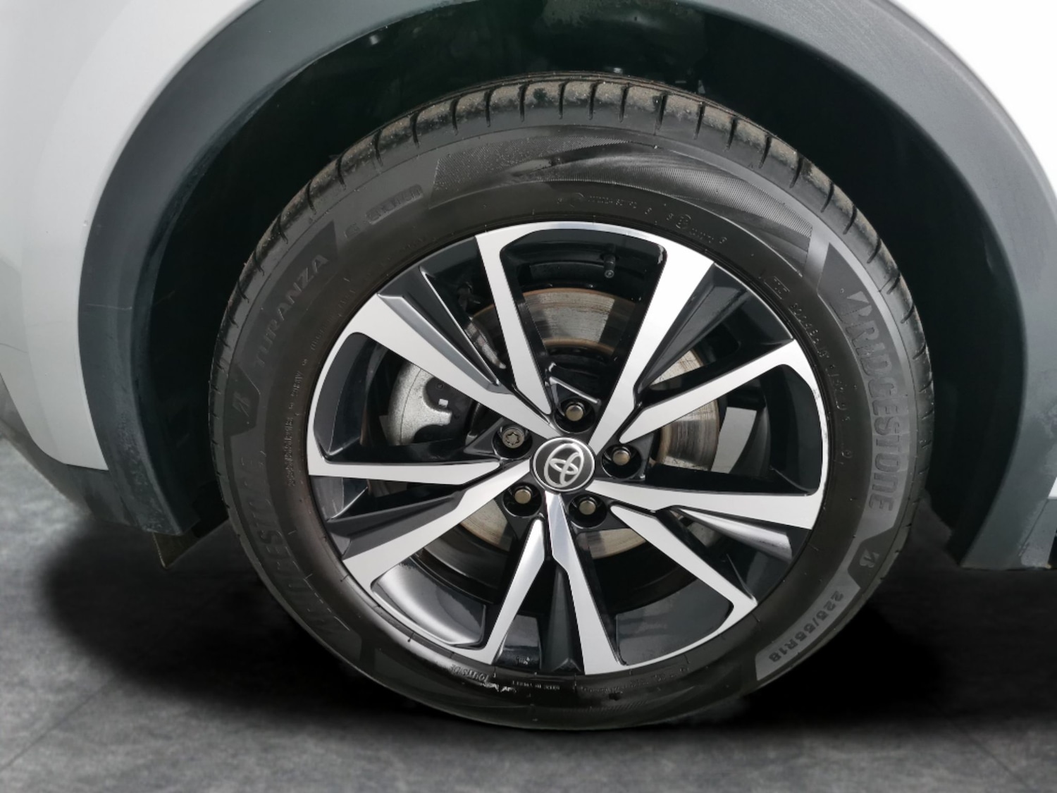 Used Toyota C-HR 2024 for sale - 77418018: Photo 23