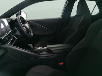 Used Toyota C-HR 2024 for sale - 77418018: Photo