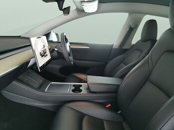 Used Tesla Model Y undefined for sale - 78109986: Photo