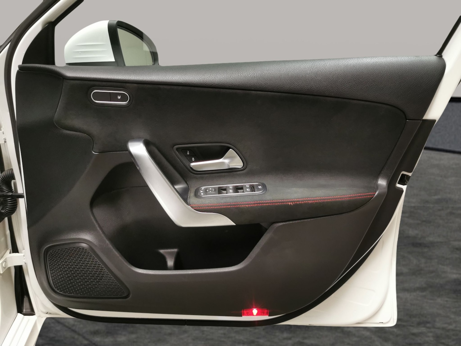 Used Mercedes-Benz A-Class 2019 for sale - 78132609: Photo 28