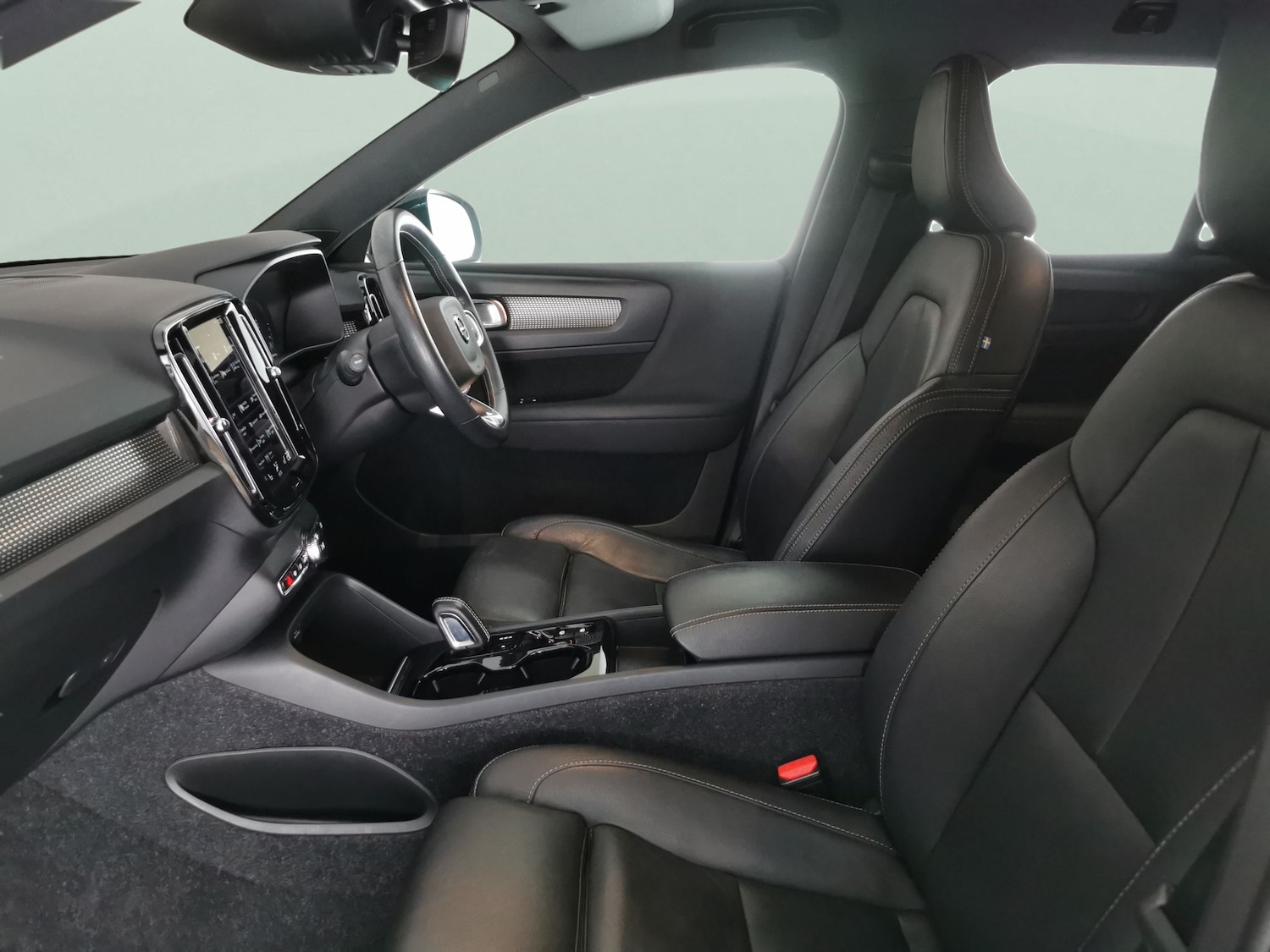 Used Volvo XC40 2021 for sale - 78207287: Photo 4