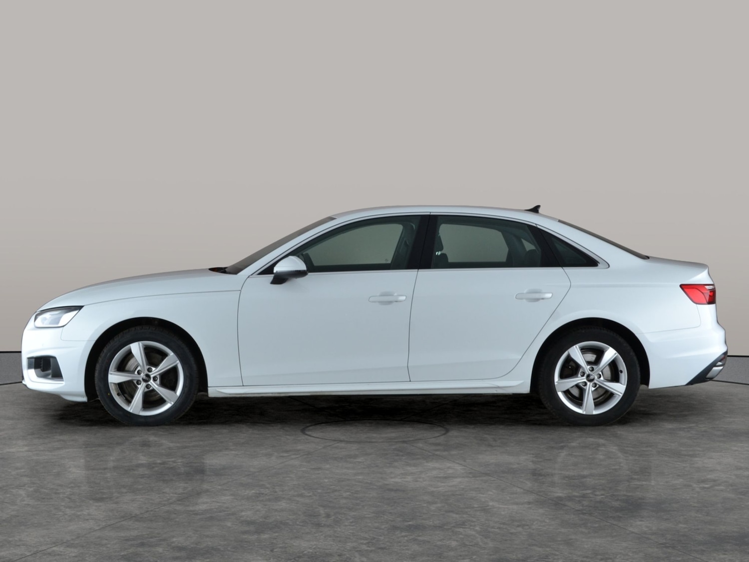 Used Audi A4 2023 for sale - 77256021: Photo 13