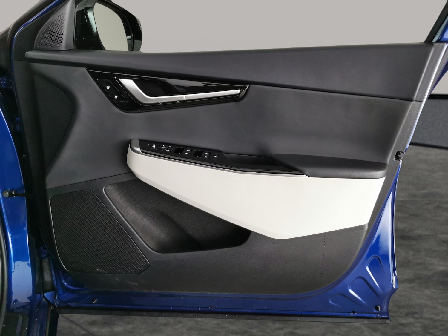 Used Kia EV6 2023 for sale - 77312632: Photo 29