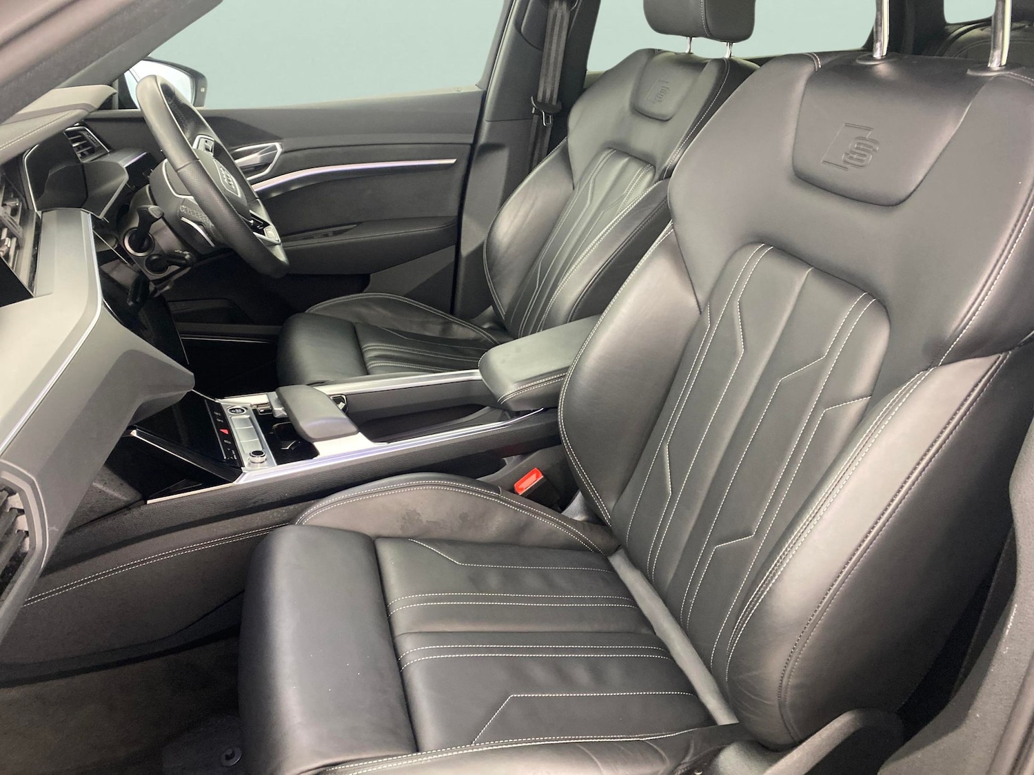 Used Audi e-tron 2022 for sale - 76428522: Photo 4