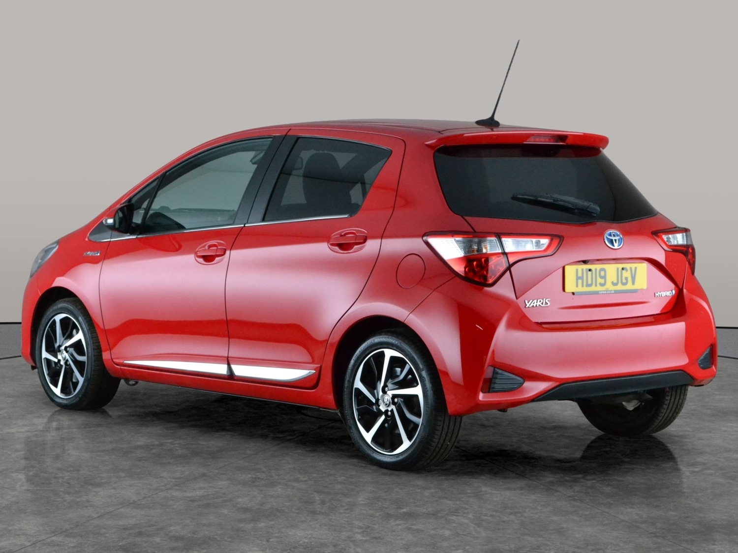 Used Toyota Yaris 2019 for sale - 78207319: Photo 13