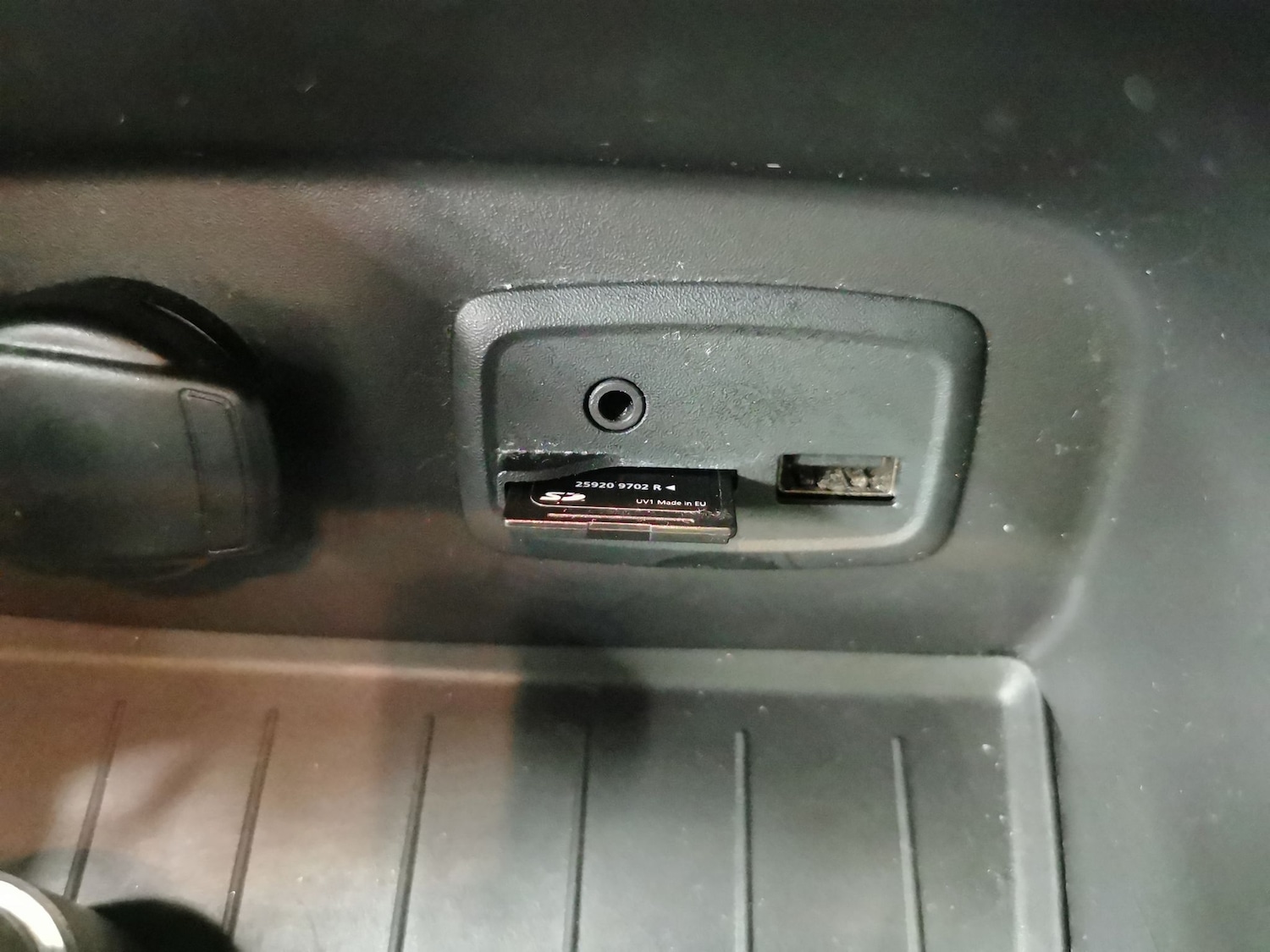 Used Renault Captur for sale - 76464268: Photo 18