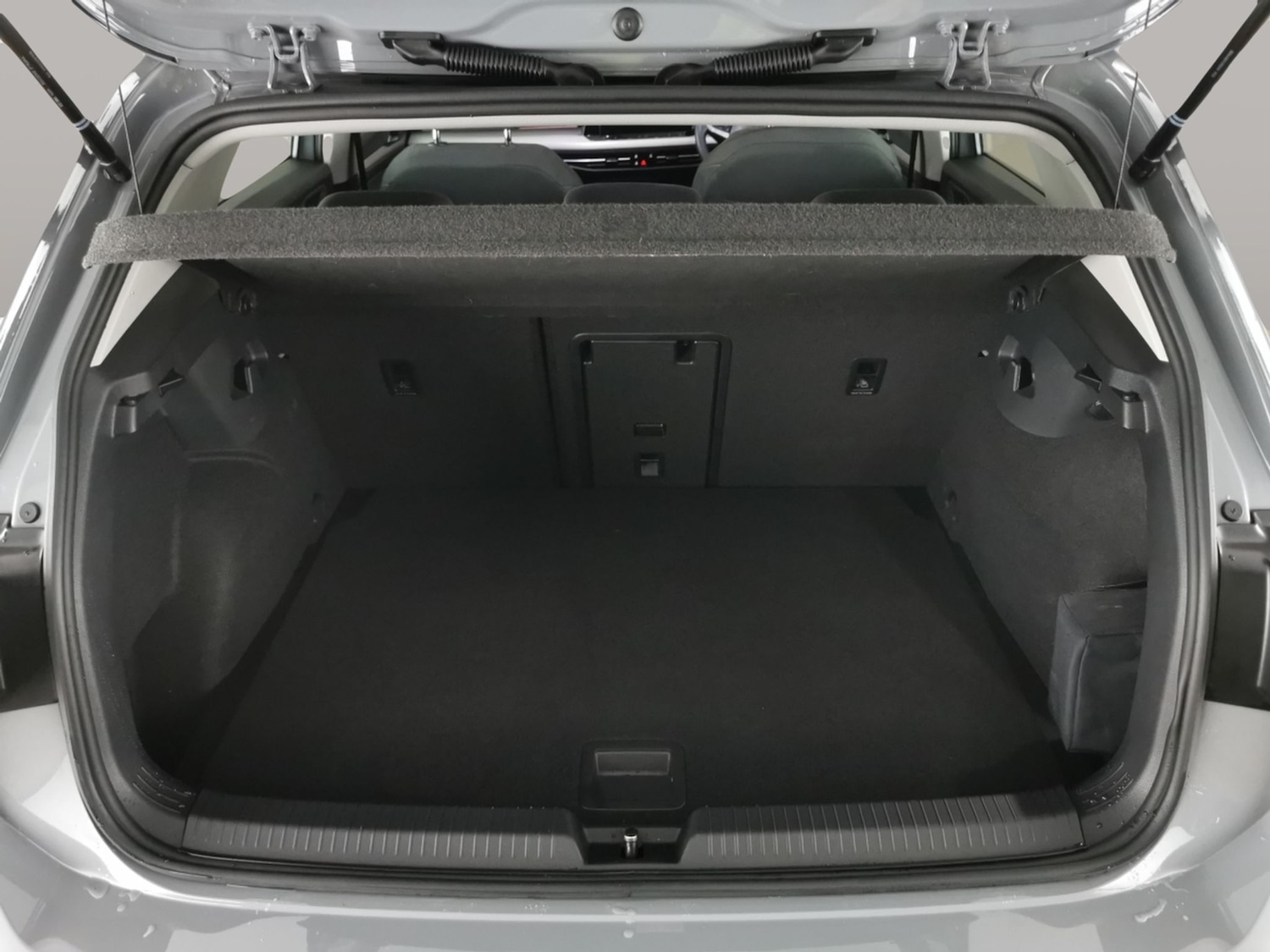 Used Volkswagen Golf 2023 for sale - 77746469: Photo 32