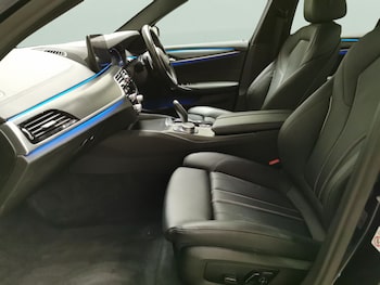 Used BMW 5 Series 2021 for sale - 76383021: Photo