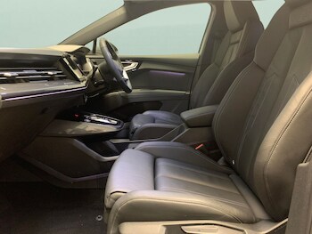 Used Audi Q4 e-tron 2024 for sale - 77591709: Photo