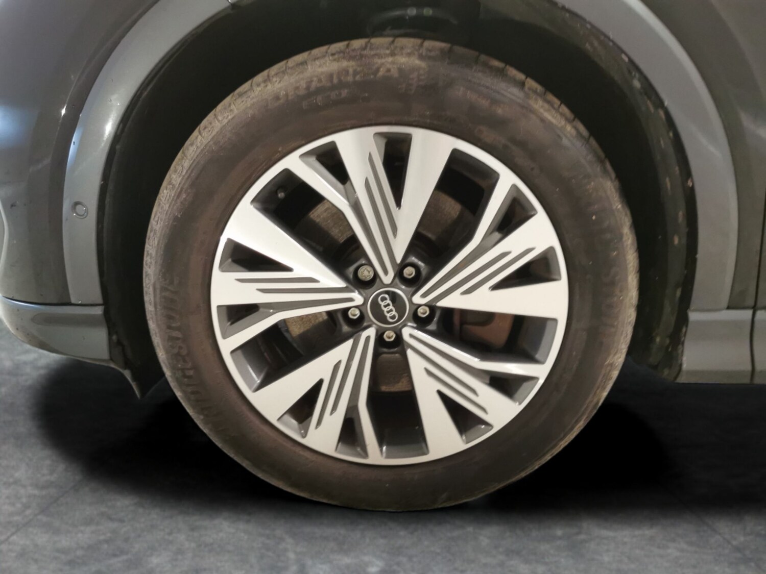 Used Audi Q4 e-tron 2023 for sale - 77965718: Photo 24