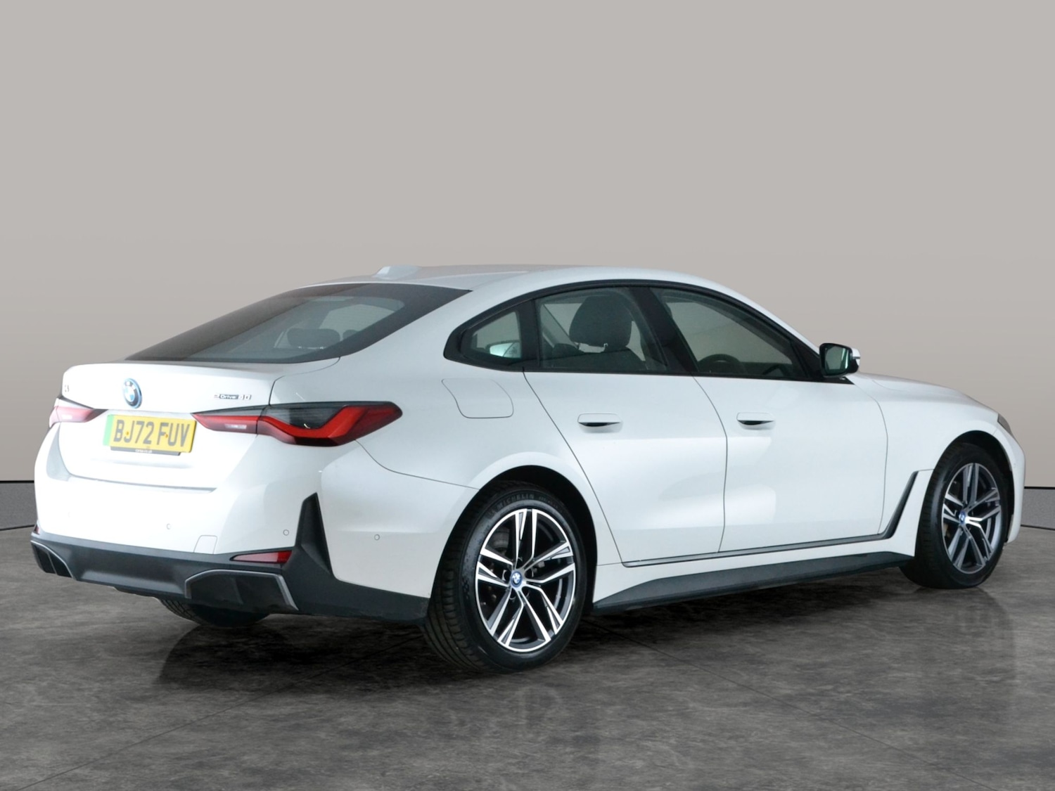 Used BMW i4 2022 for sale - 77797972: Photo 10