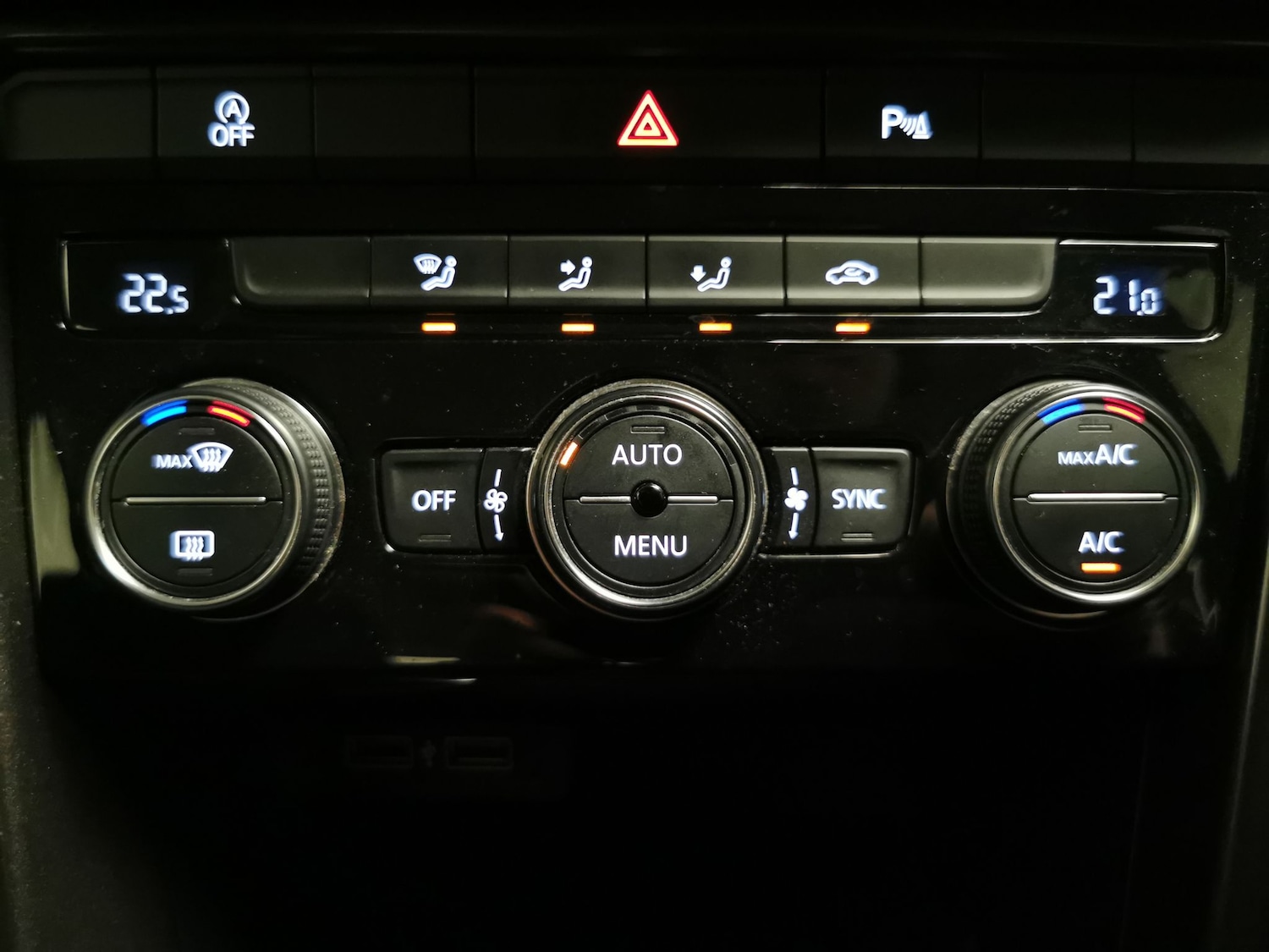 Used Volkswagen T-Roc 2019 for sale - 77240656: Photo 19