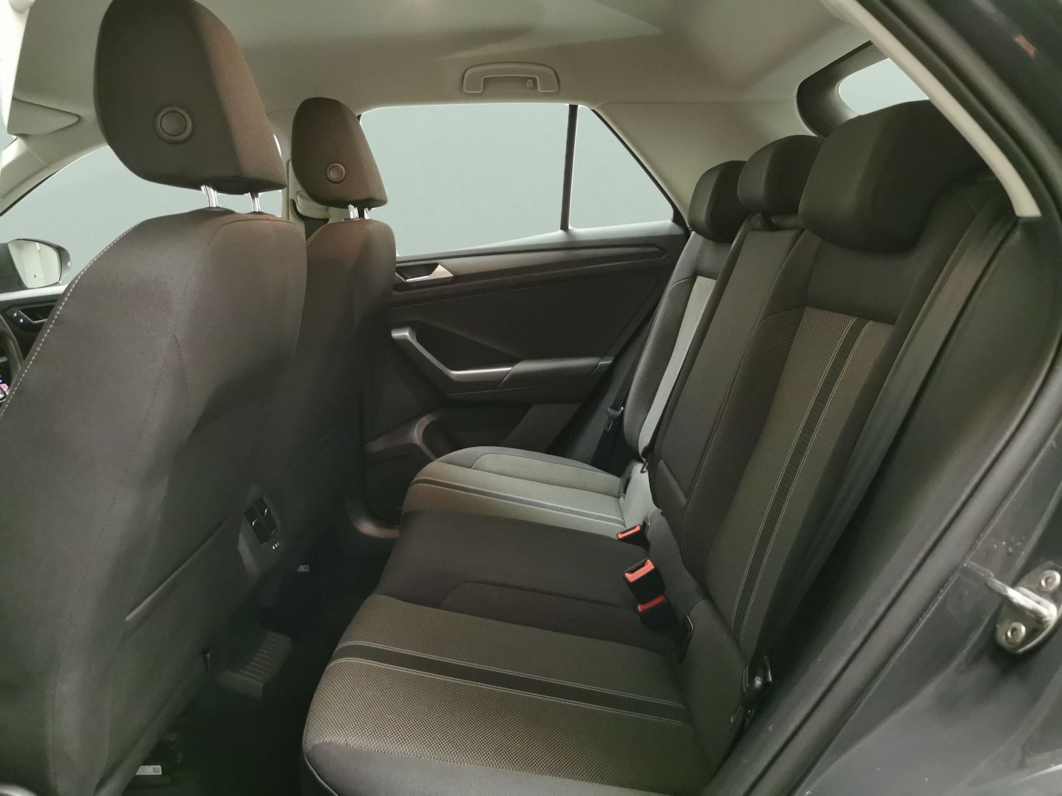 Used Volkswagen T-Roc 2019 for sale - 77240656: Photo 24