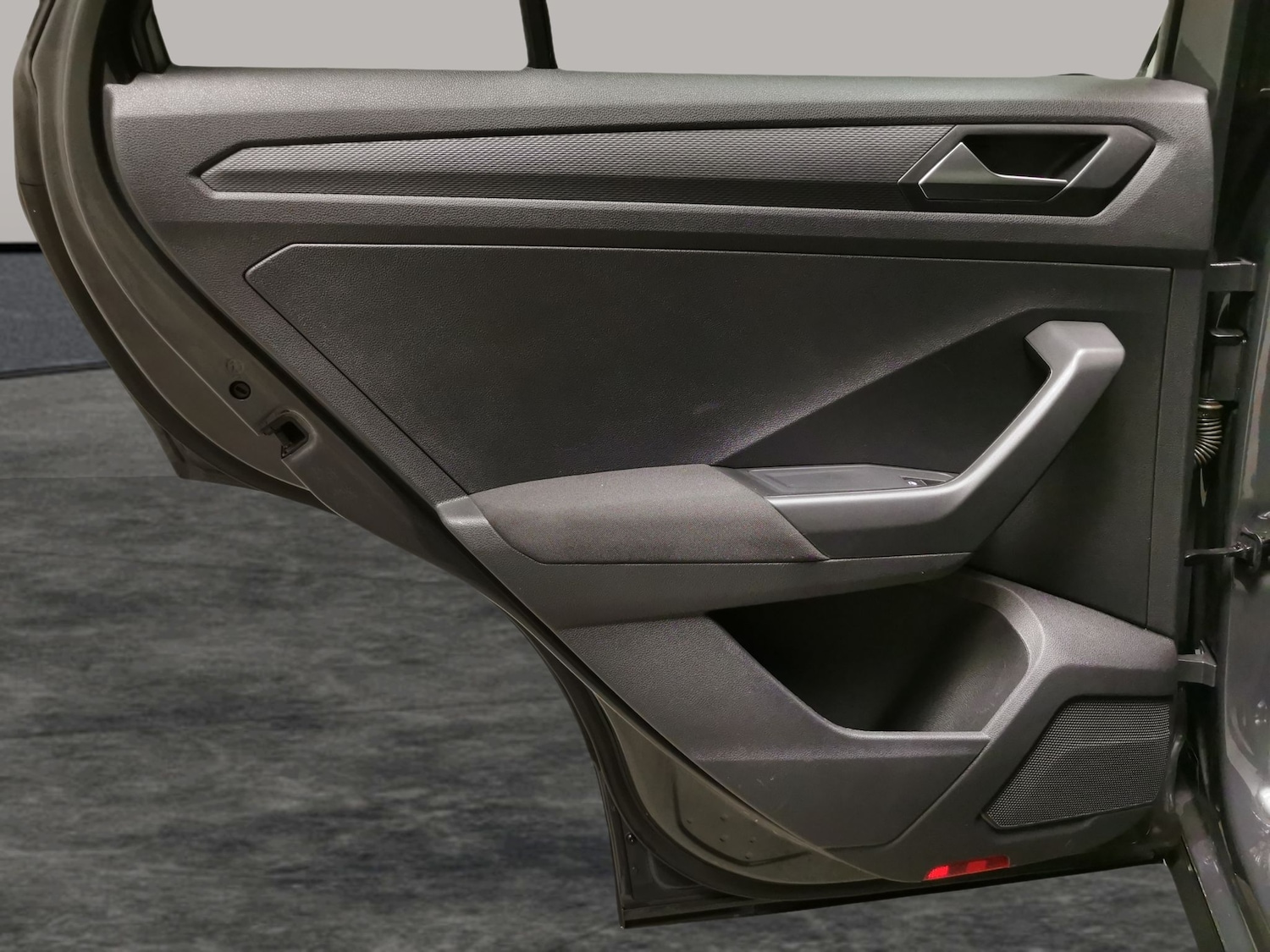 Used Volkswagen T-Roc 2019 for sale - 77240656: Photo 26