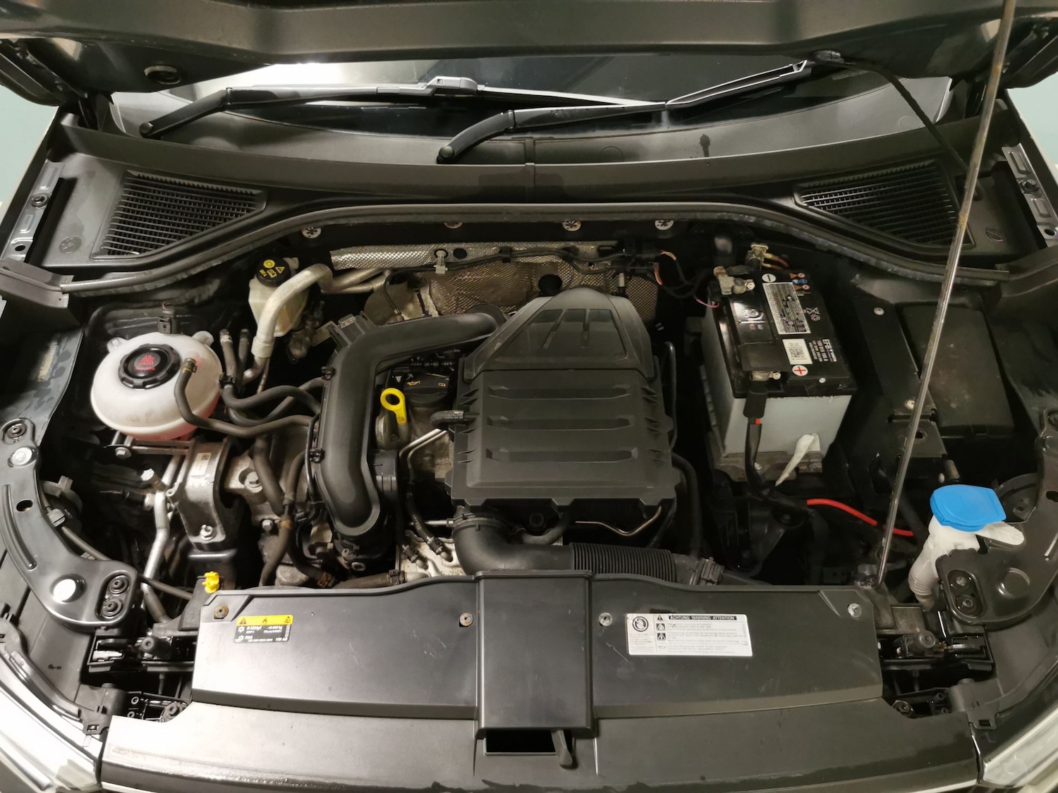 Used Volkswagen T-Roc 2019 for sale - 77240656: Photo 30