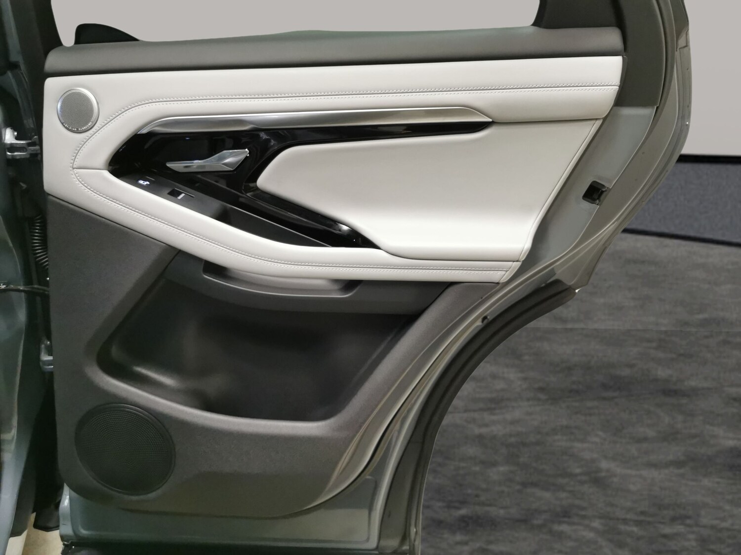 Used Land Rover Range Rover Evoque 2022 for sale - 78207303: Photo 33