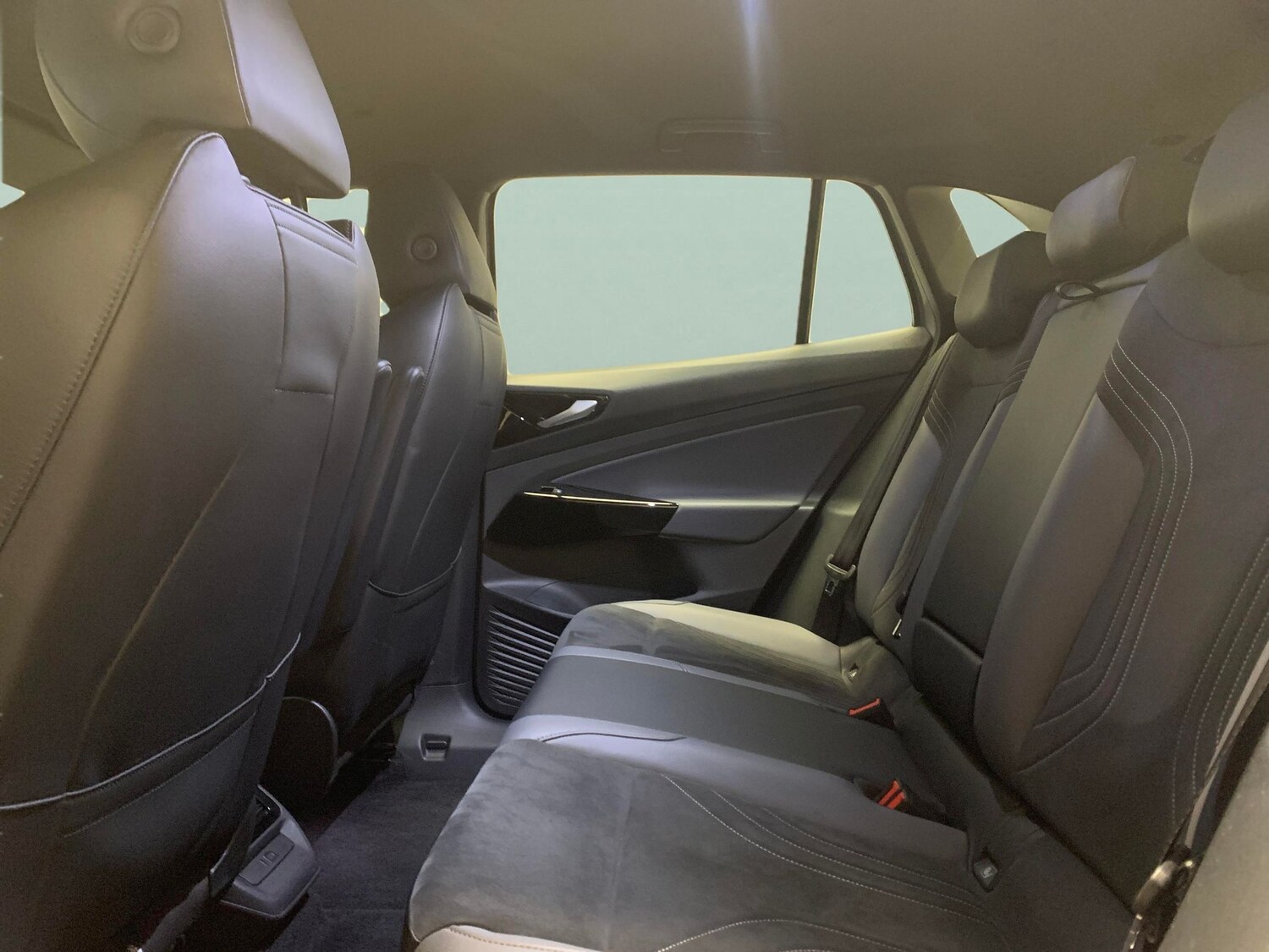 Used Volkswagen ID.4 2022 for sale - 77447852: Photo 24