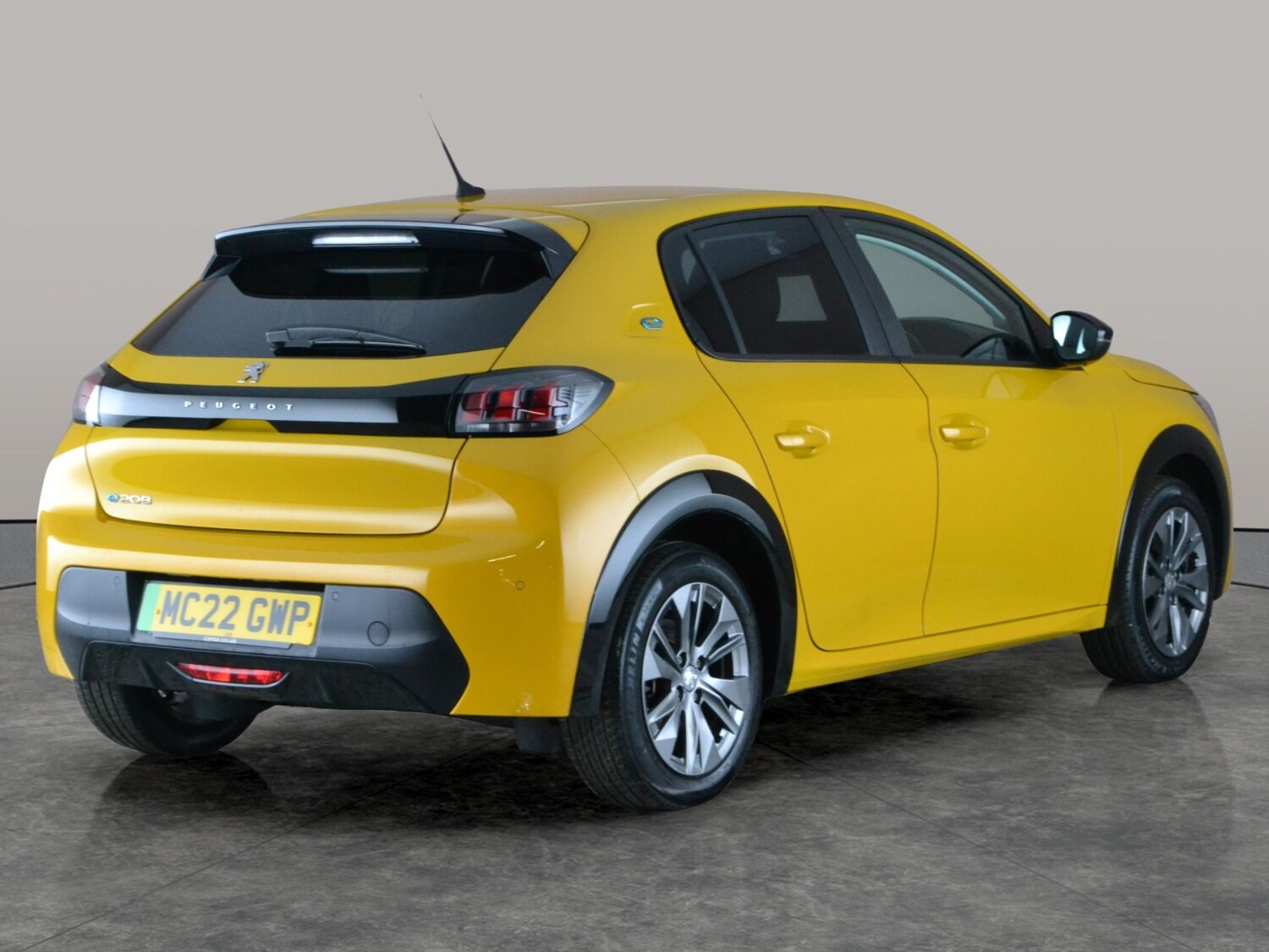 Used Peugeot 208 2022 for sale - 77526488: Photo 8