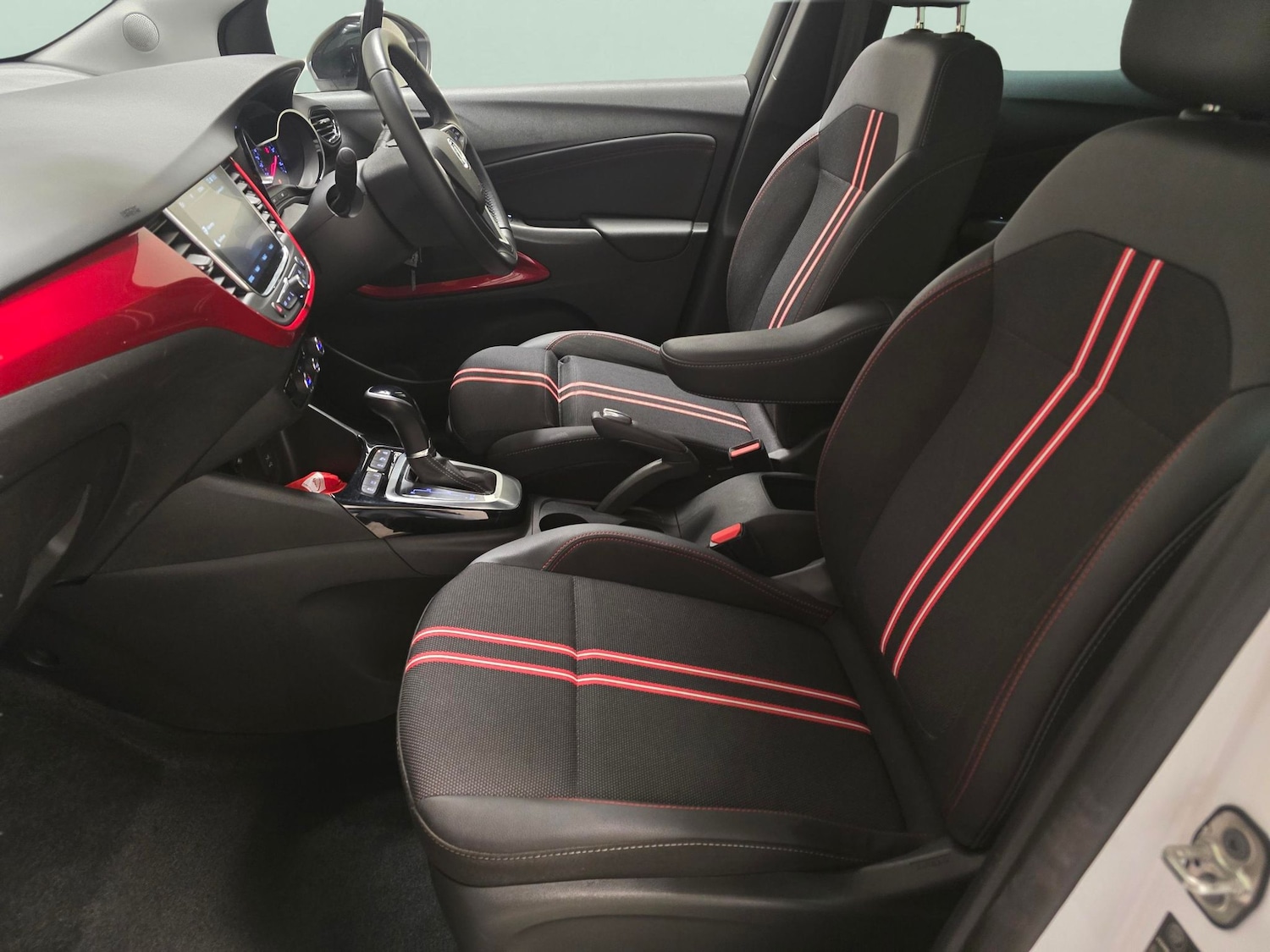 Used Vauxhall Crossland 2023 for sale - 77255695: Photo 4