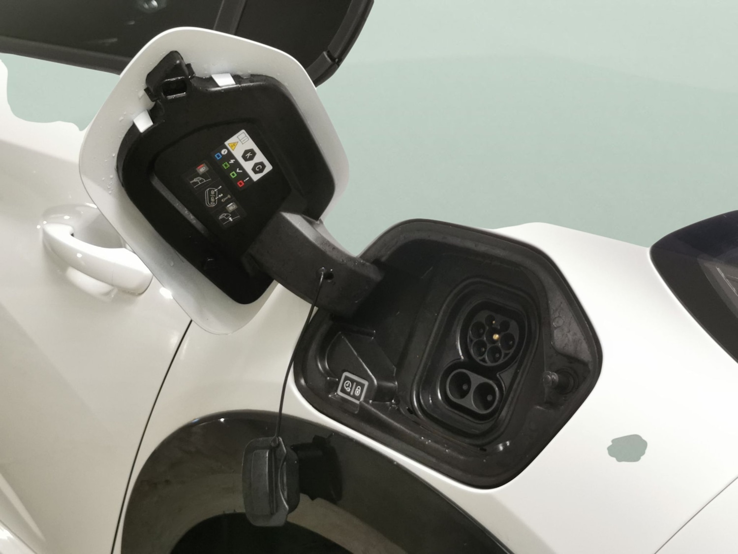 Used Peugeot 208 2022 for sale - 76529030: Photo 32