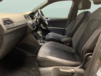Used Volkswagen Tiguan 2021 for sale - 75300162: Photo
