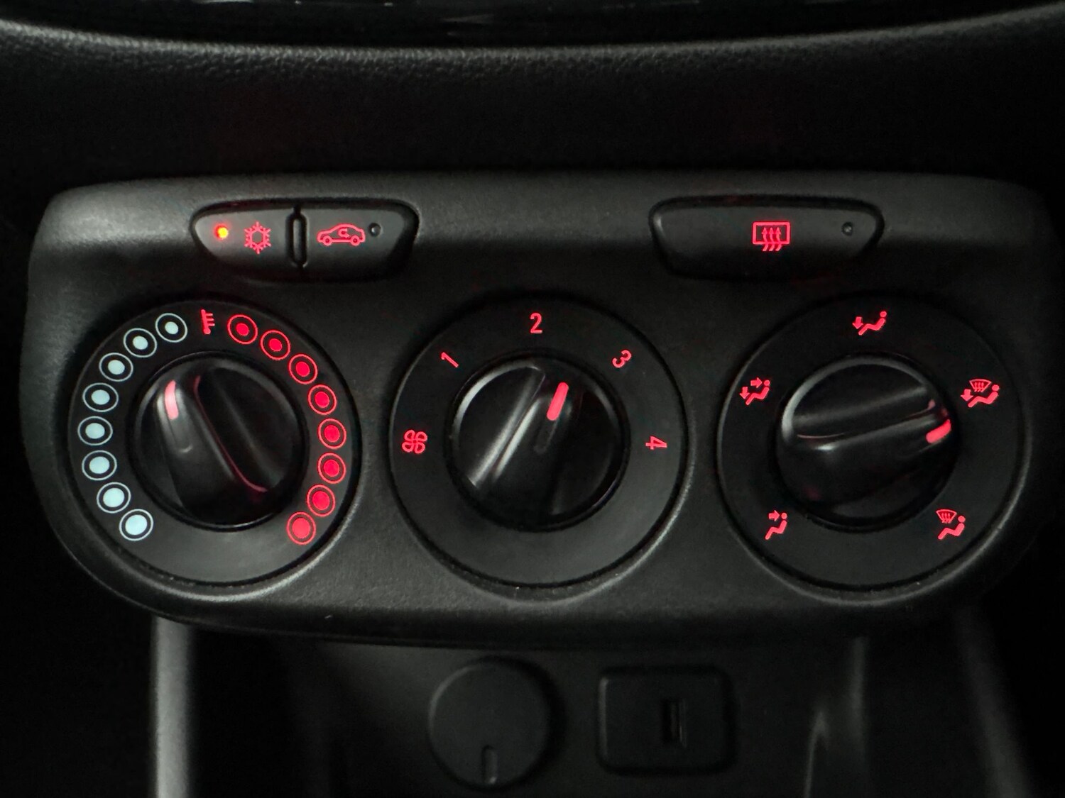 Used Vauxhall Corsa for sale - 77364984: Photo 18