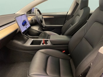 Used Tesla Model 3 2023 for sale - 79421709: Photo