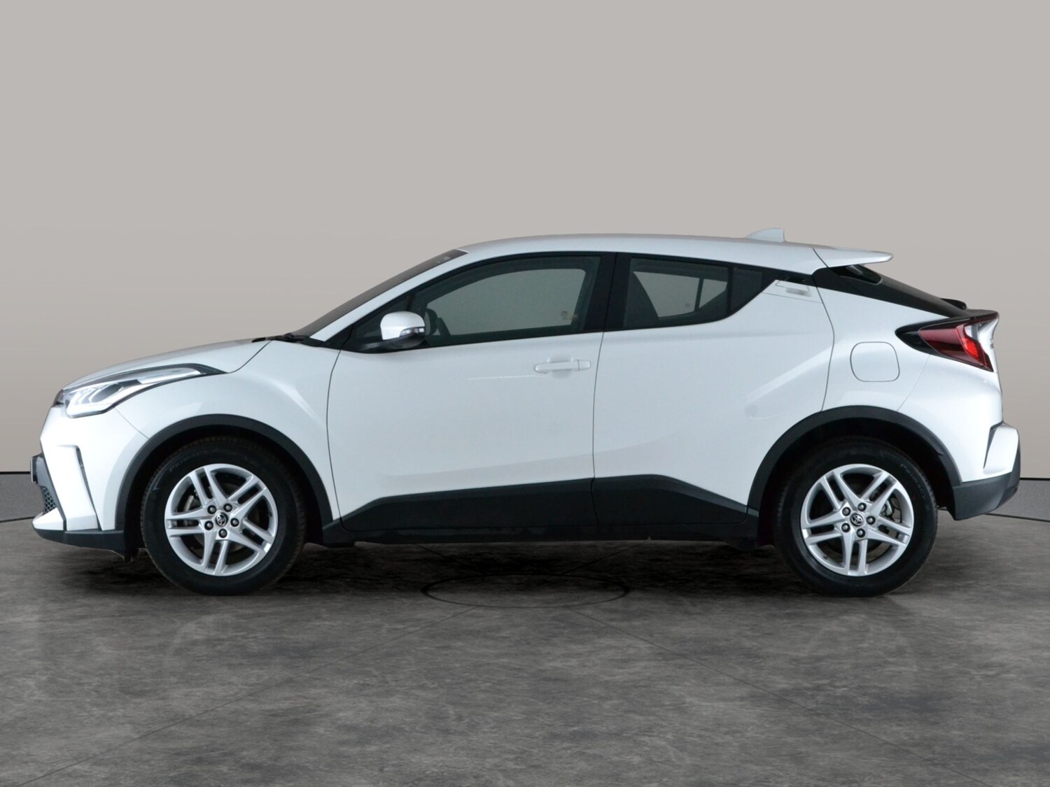 Used Toyota C-HR 2023 for sale - 78094378: Photo 13