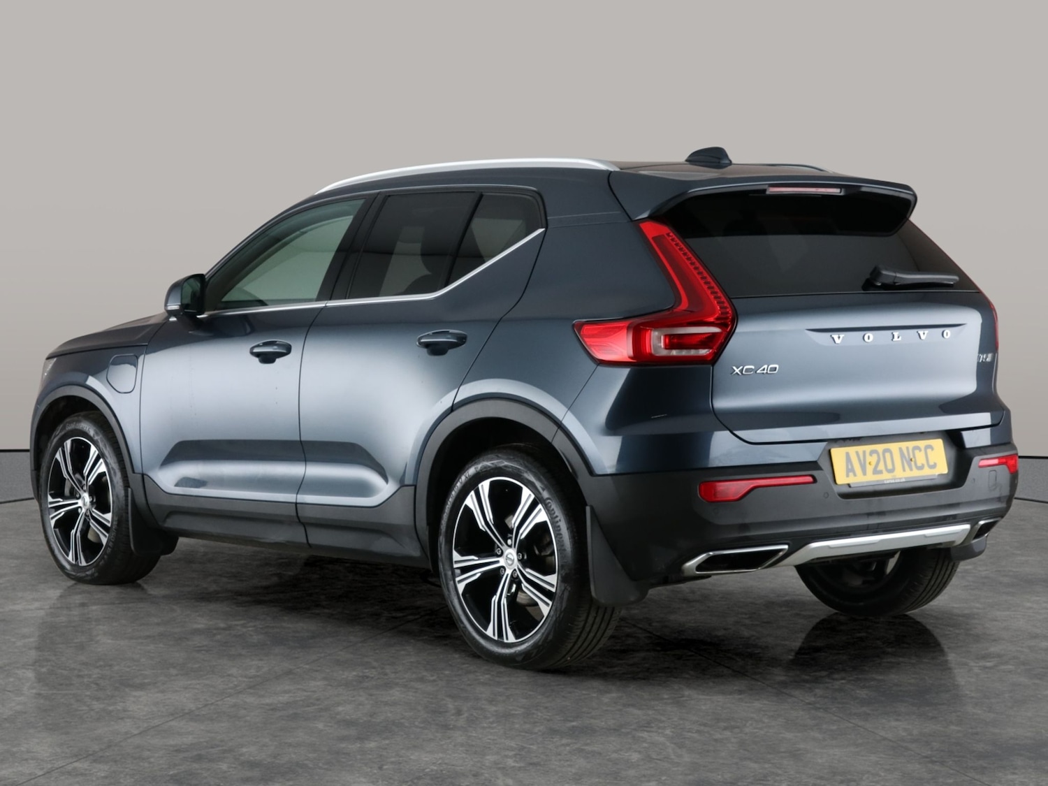 Used Volvo XC40 2020 for sale - 76773801: Photo 11