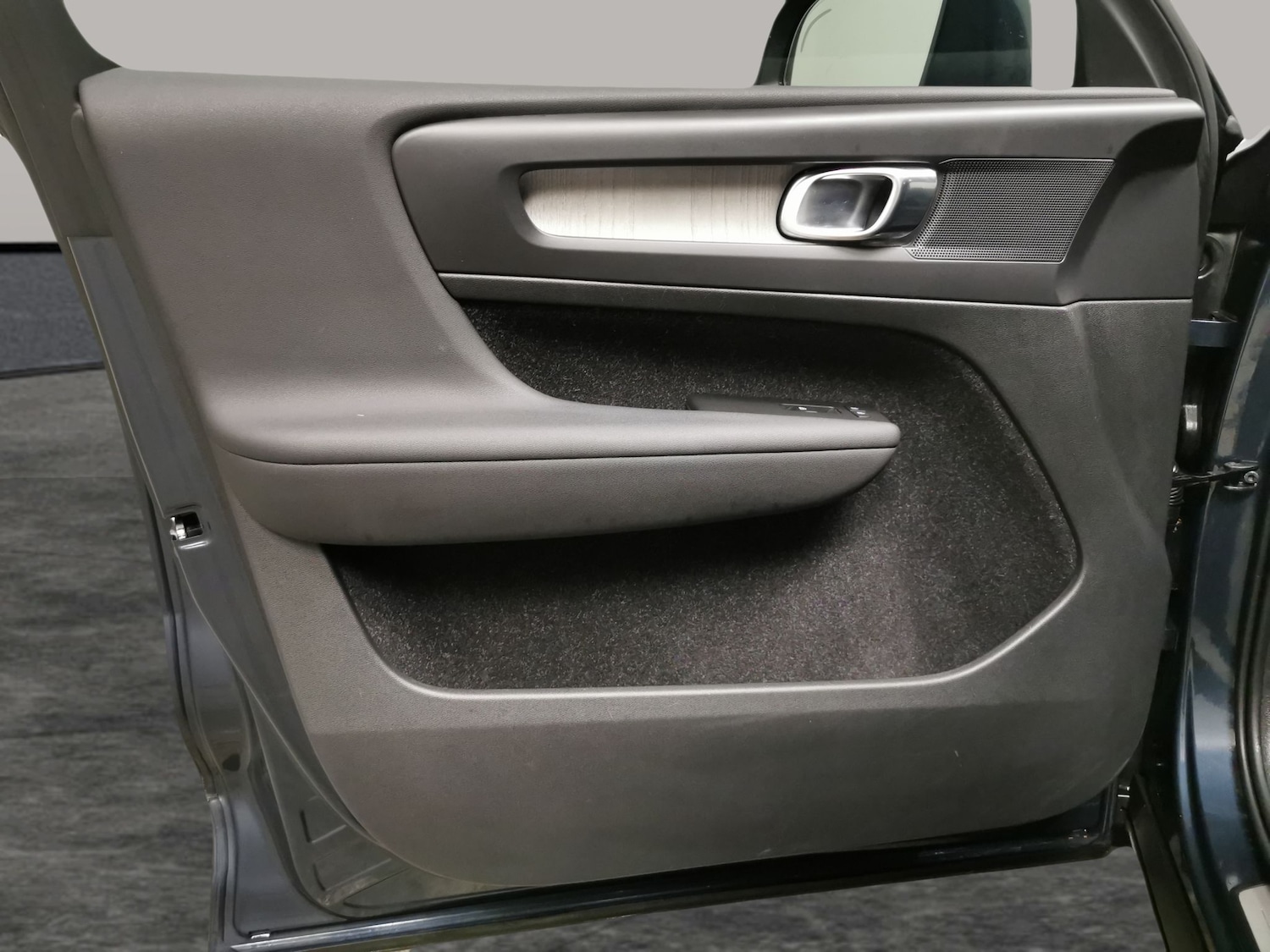 Used Volvo XC40 2020 for sale - 76773801: Photo 23