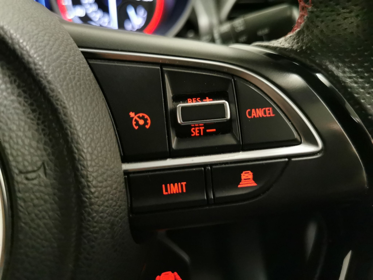 Used Suzuki Swift 2019 for sale - 77979330: Photo 17