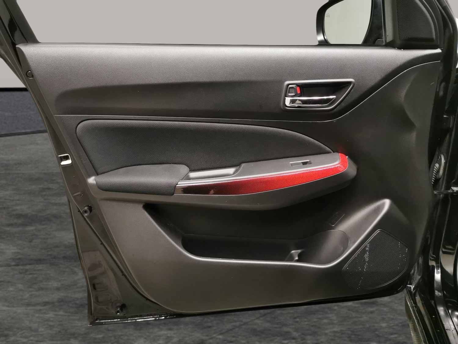 Used Suzuki Swift 2019 for sale - 77979330: Photo 23