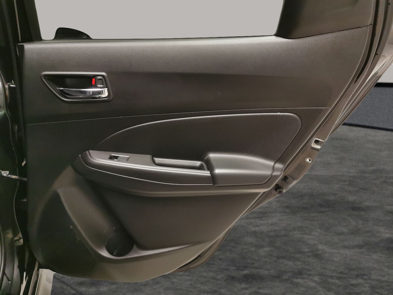 Used Suzuki Swift 2019 for sale - 77979330: Photo 25