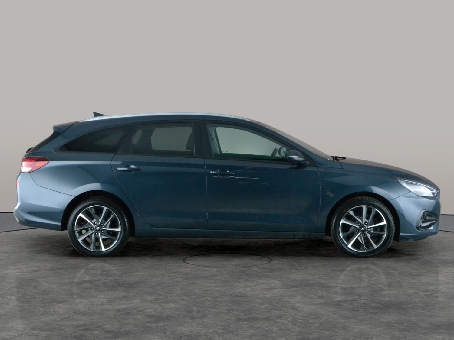 Used Hyundai i30 2022 for sale - 77676073: Photo 9