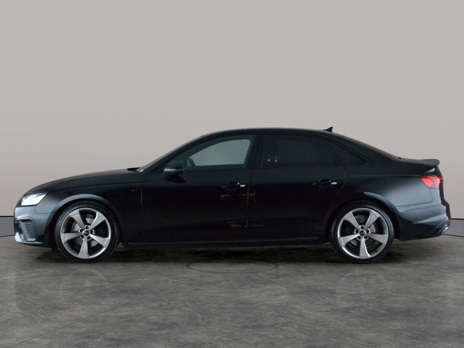 Used Audi A4 2020 for sale - 78067909: Photo 15