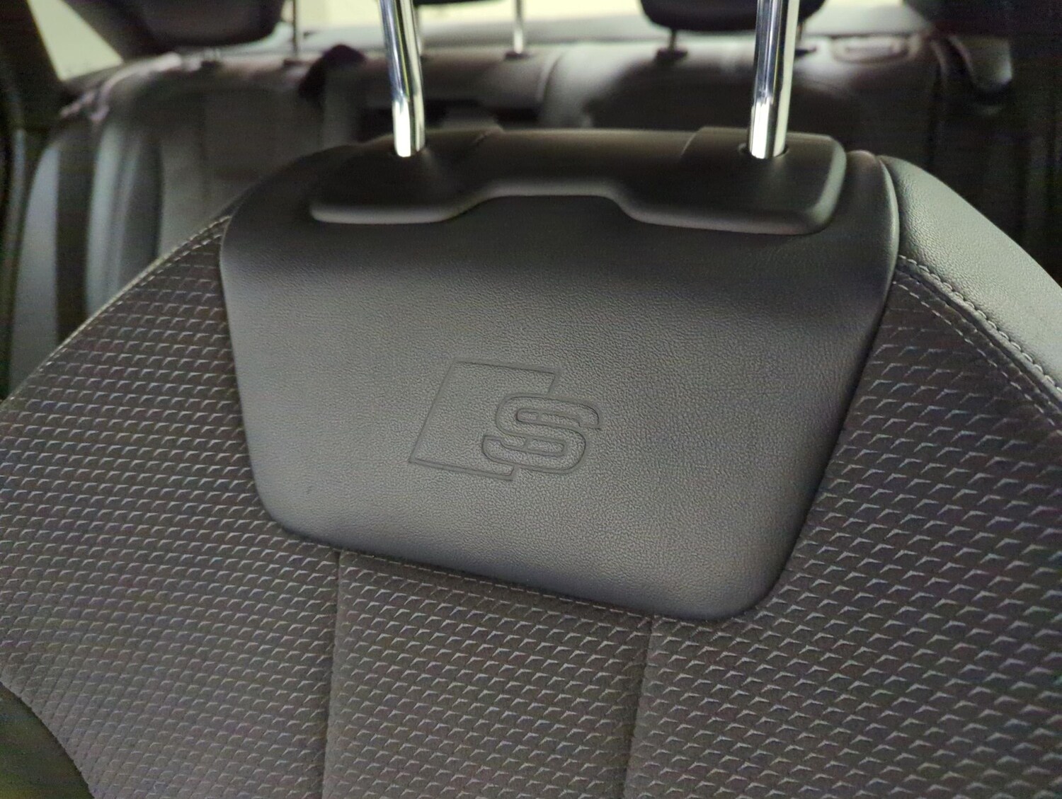 Used Audi A4 2020 for sale - 78067909: Photo 17