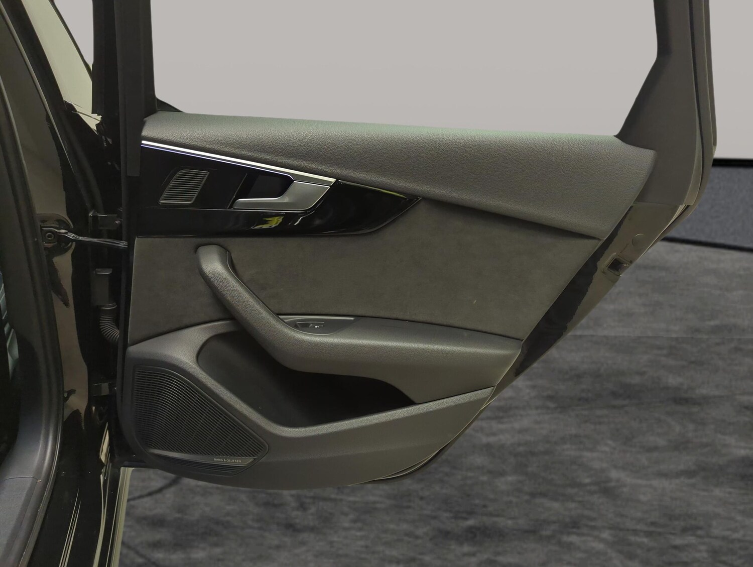 Used Audi A4 2020 for sale - 78067909: Photo 34