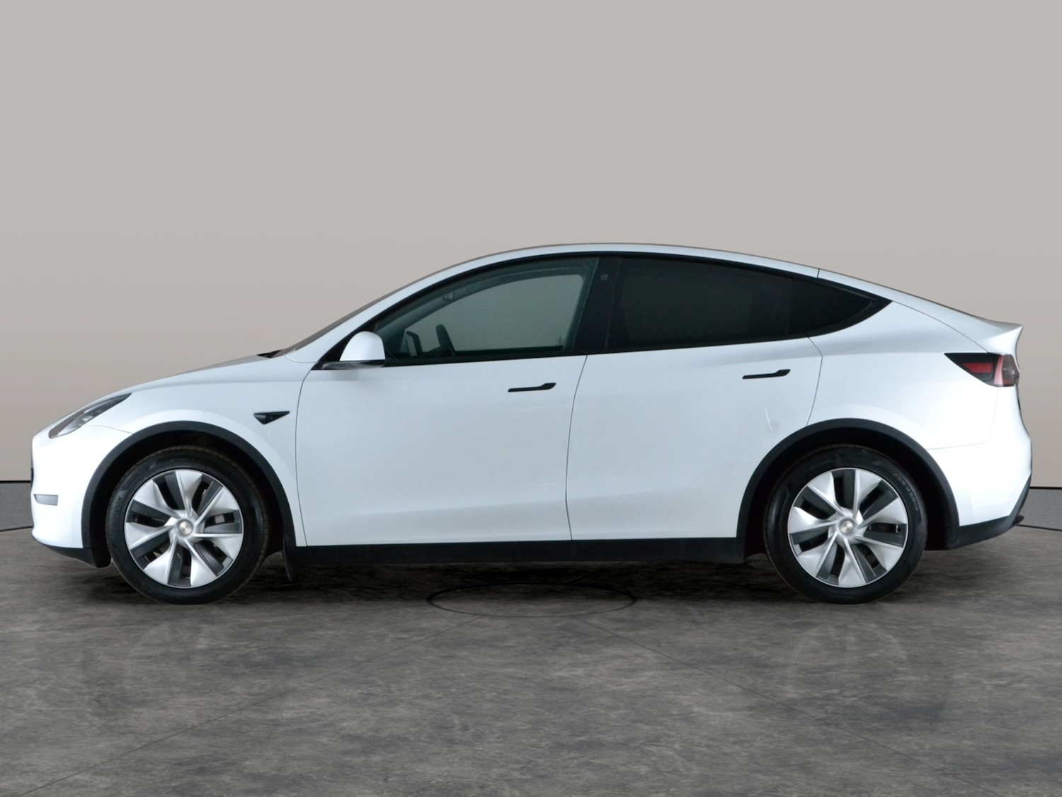 Used Tesla Model Y 2023 for sale - 77995499: Photo 15