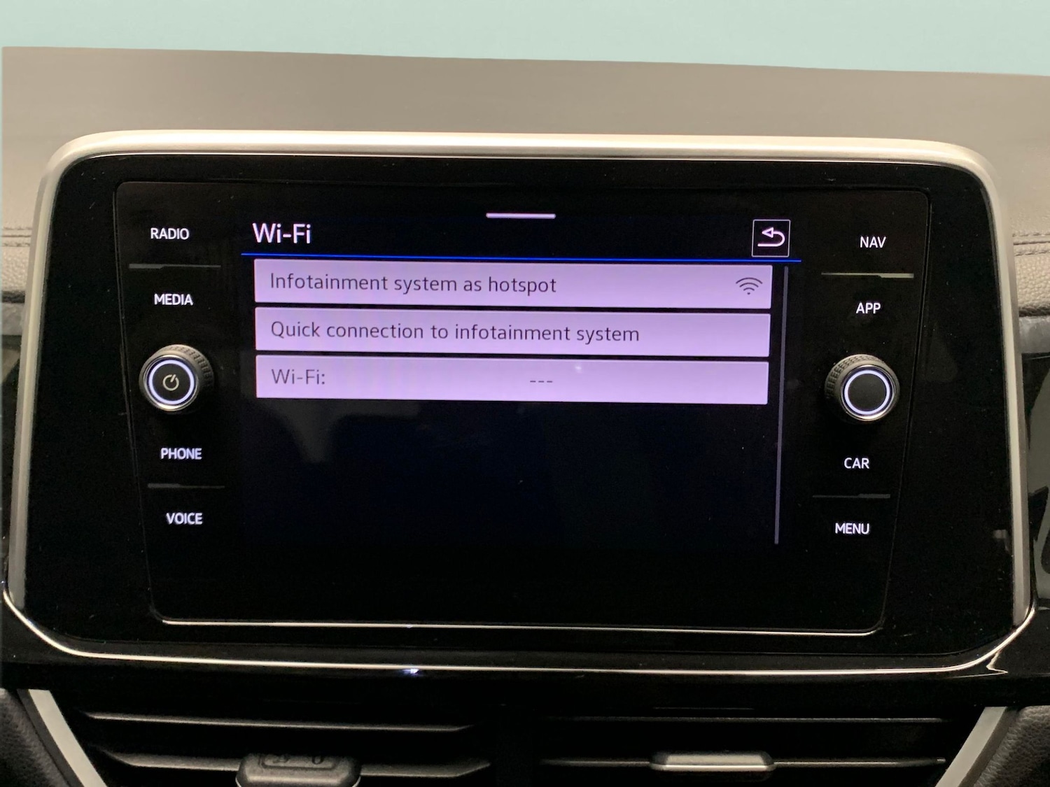 Used Volkswagen T-Roc for sale - 77055020: Photo 14