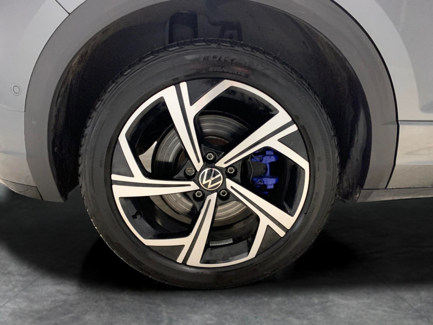 Used Volkswagen T-Roc for sale - 77055020: Photo 28