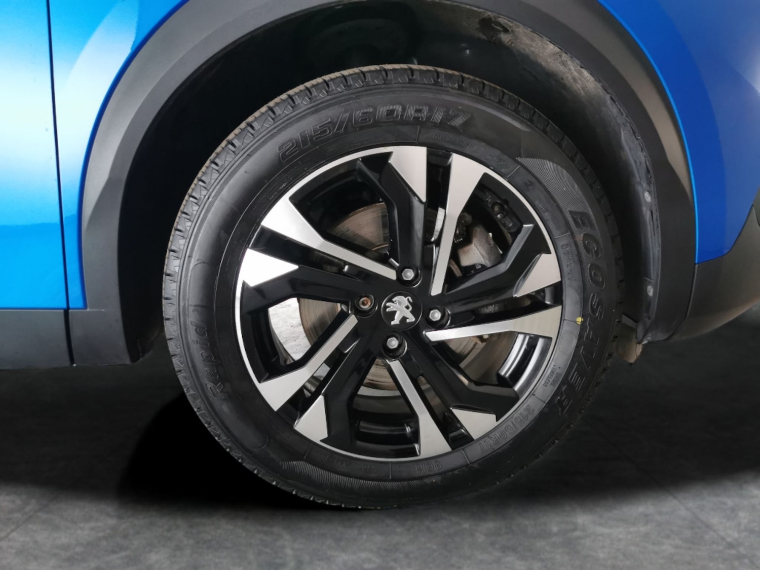 Used Peugeot E-2008 2024 for sale - 76390400: Photo 36