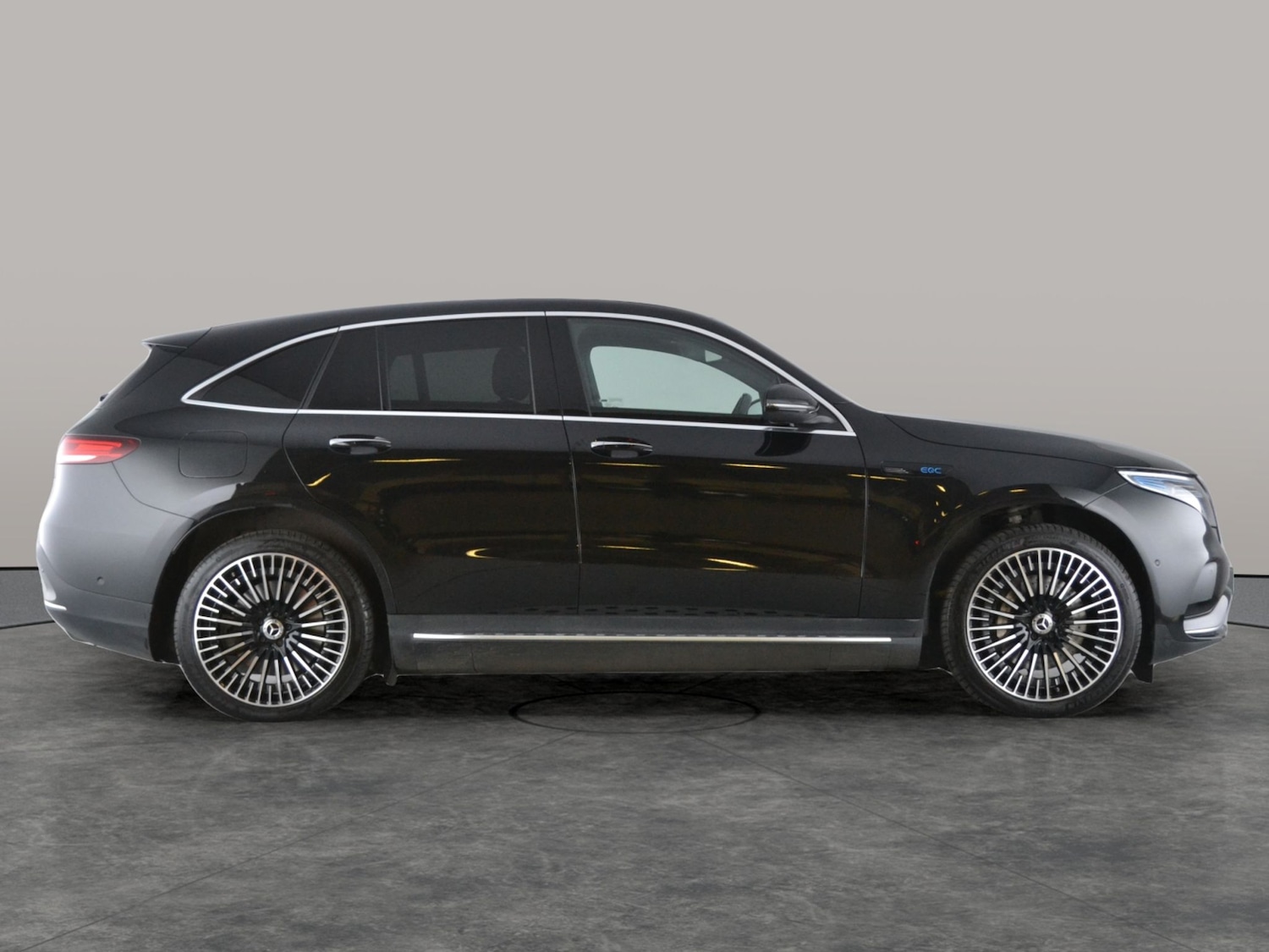 Used Mercedes-Benz EQC 2022 for sale - 76098306: Photo 17