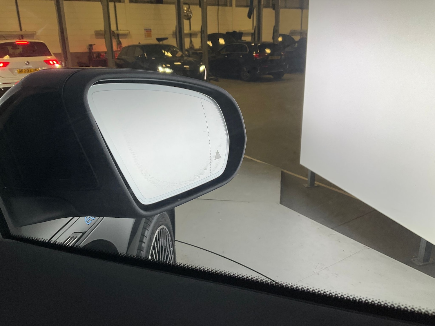 Used Mercedes-Benz EQC 2022 for sale - 76098306: Photo 25