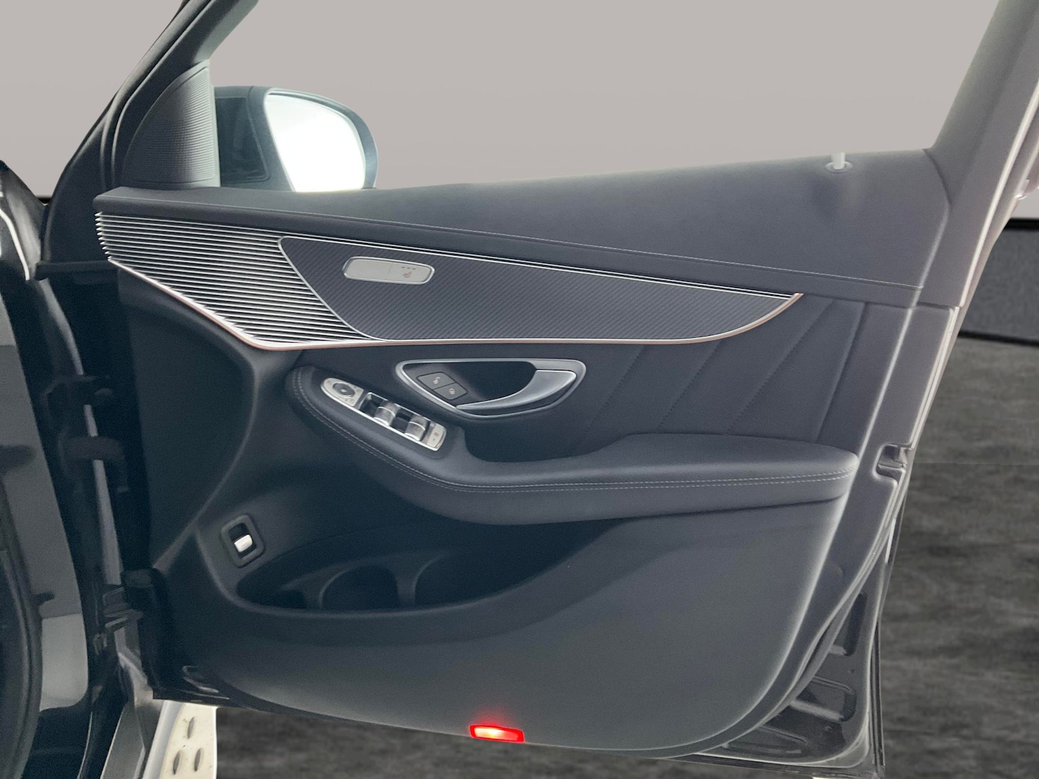 Used Mercedes-Benz EQC 2022 for sale - 76098306: Photo 41