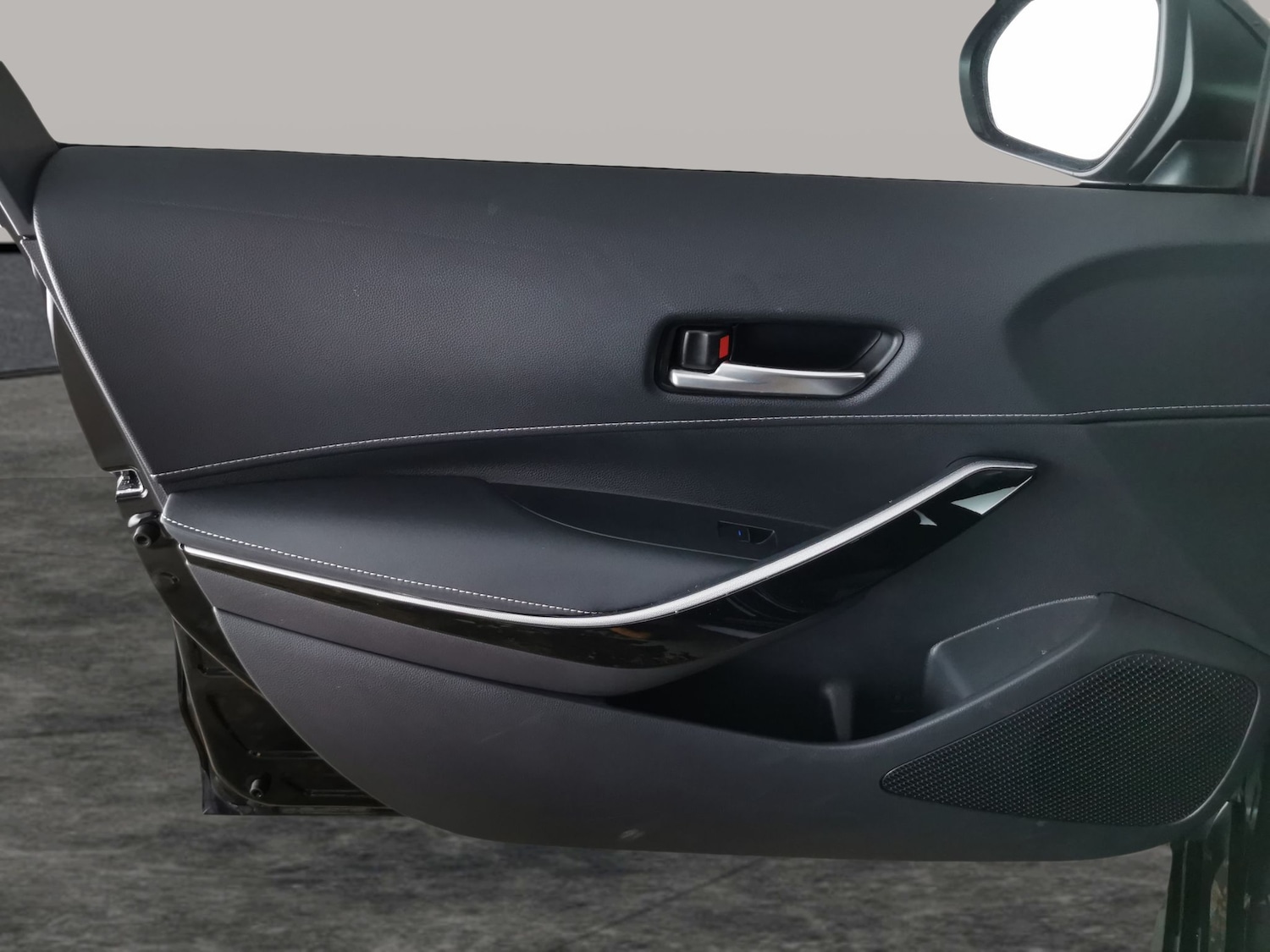 Used Toyota Corolla for sale - 77650935: Photo 27